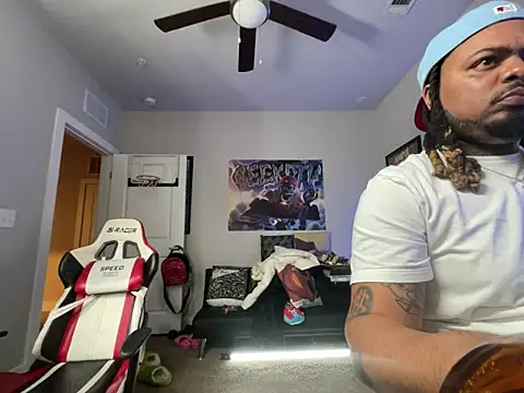 Snapshot of 4EVAGLACIERS chatting on February 24, 2026, 6:14 am 4EVAGLACIERS online show from February 24, 2026, 6:14 am