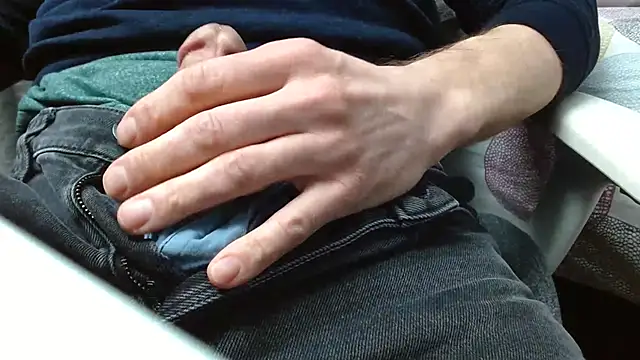 havefun32 online show from January 14, 2025, 9:24 am