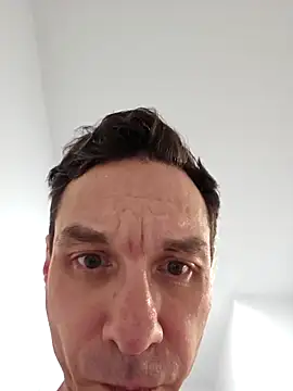 Iliketocooksquirt25 online show from November 20, 2025, 4:46 am