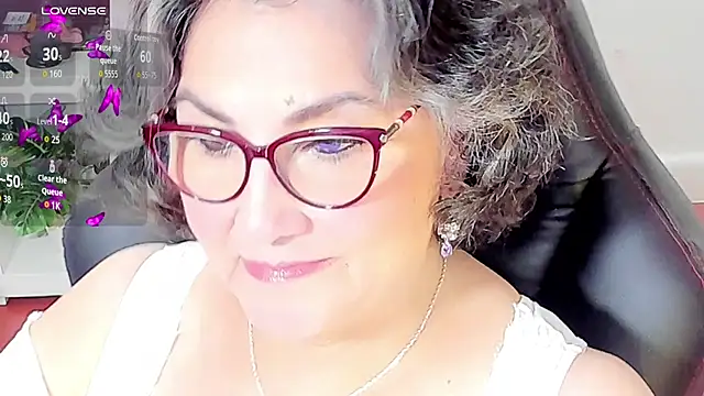 cataleya mom online show from October 14, 2025, 4:02 am