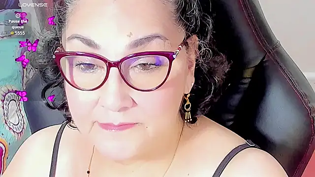 cataleya mom online show from October 12, 2025, 3:30 am