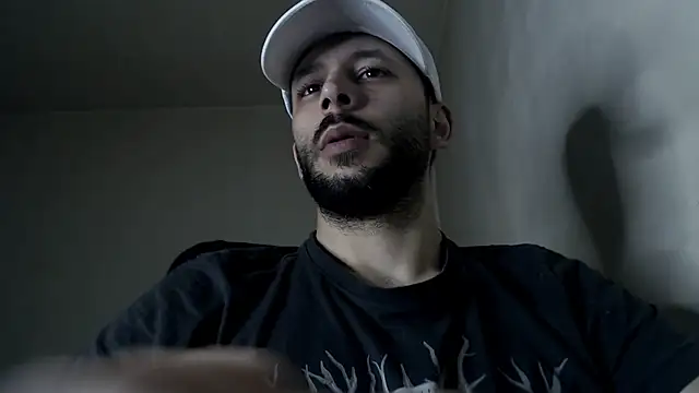 henryaxe online show from April 22, 2026, 10:00 am