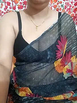 Snapshot of Priya_Boudi chatting on February 17, 2026, 6:05 pm Priya Boudi online show from February 17, 2026, 6:05 pm