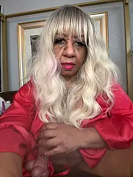 Snapshot of BreanaDivine chatting on February 22, 2026, 2:30 pm BreanaDivine online show from February 22, 2026, 2:30 pm