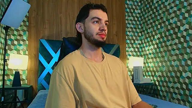 Snapshot of Michael_magno chatting on October 29, 2025, 12:48 pm Michael magno online show from October 29, 2025, 12:48 pm