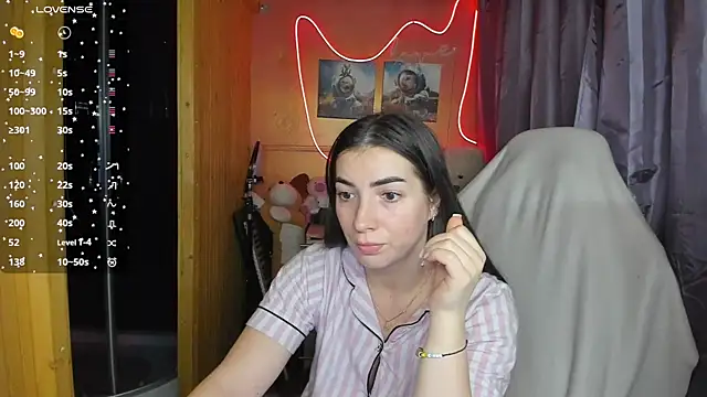 Fiery Brunette  online show from March 1, 2025, 3:53 am