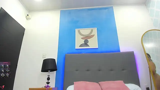 Snapshot of ayla13_ chatting on October 2, 2025, 7:06 pm ayla13 online show from October 2, 2025, 7:06 pm