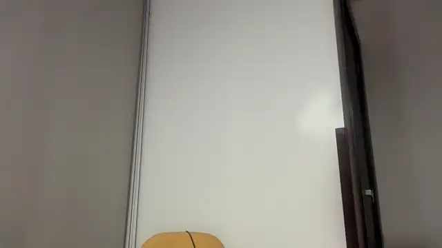 ChocolateCakeQueen online show from February 4, 2026, 3:56 am