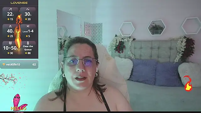 katie joness  online show from March 1, 2025, 4:00 pm