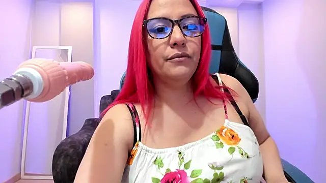 Snapshot of Sammy_owens_ chatting on December 19, 2025, 12:29 pm Sammy owens online show from December 19, 2025, 12:29 pm