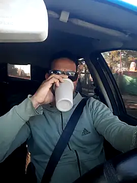 Snapshot of hecwil8 chatting on September 23, 2025, 11:28 am hecwil8 online show from September 23, 2025, 11:28 am