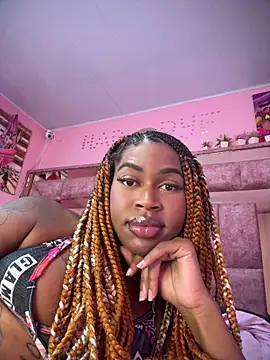 shenielxx online show from June 23, 2026, 11:30 am