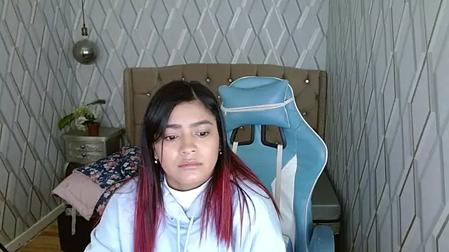 NicolleTaylor online show from March 23, 2025, 2:37 am