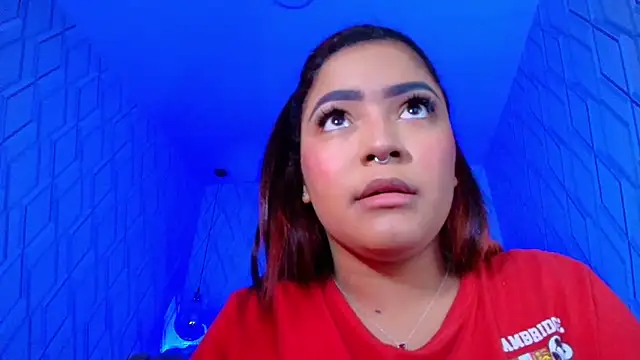 NicolleTaylor online show from November 23, 2025, 4:11 am