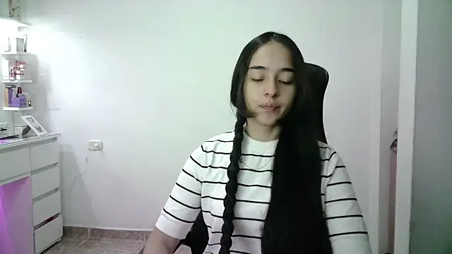 Snapshot of aineangeel chatting on May 21, 2026, 12:52 am aineangeel online show from May 21, 2026, 12:52 am