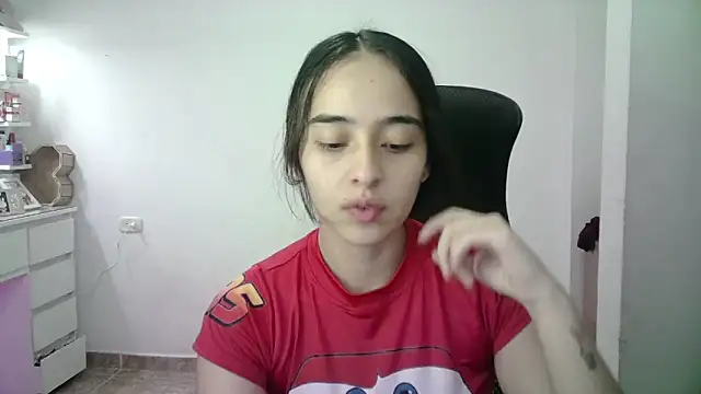 Snapshot of aineangeel chatting on April 17, 2026, 1:19 am aineangeel online show from April 17, 2026, 1:19 am