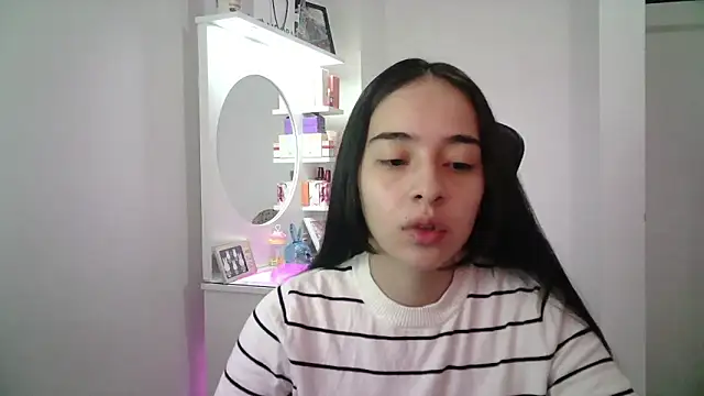 Snapshot of aineangeel chatting on May 28, 2026, 1:06 pm aineangeel online show from May 28, 2026, 1:06 pm