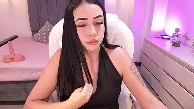 iam sofiia online show from February 12, 2026, 8:08 pm