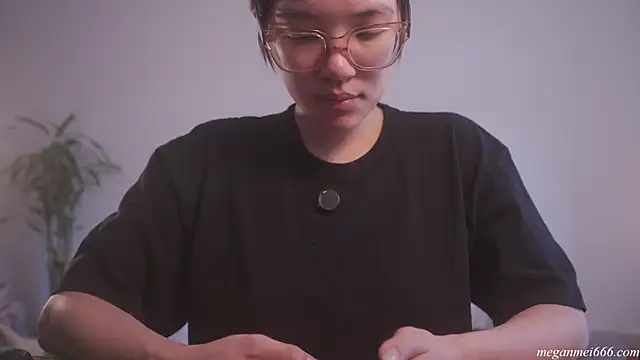 meganmei666 online show from April 14, 2026, 6:02 pm