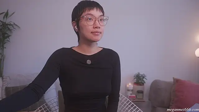 meganmei666 online show from April 8, 2026, 6:09 pm