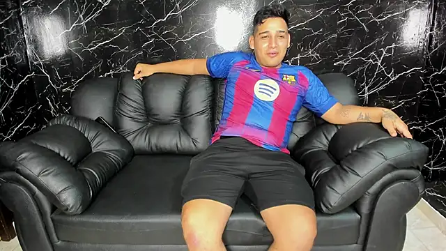 Snapshot of sweethot___ chatting on September 14, 2025, 2:39 pm sweethot online show from September 14, 2025, 2:39 pm