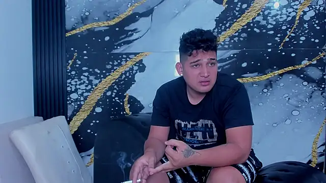 Snapshot of sweethot___ chatting on September 21, 2025, 2:22 pm sweethot online show from September 21, 2025, 2:22 pm