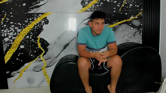 Snapshot of sweethot___ chatting on October 3, 2025, 1:45 pm sweethot online show from October 3, 2025, 1:45 pm