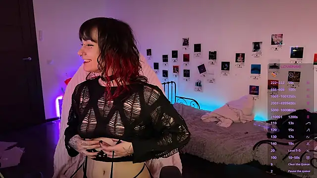 deadlysweet online show from February 17, 2026, 2:42 am