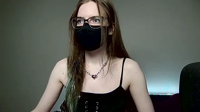 amber candyfloss online show from November 2, 2025, 11:43 pm