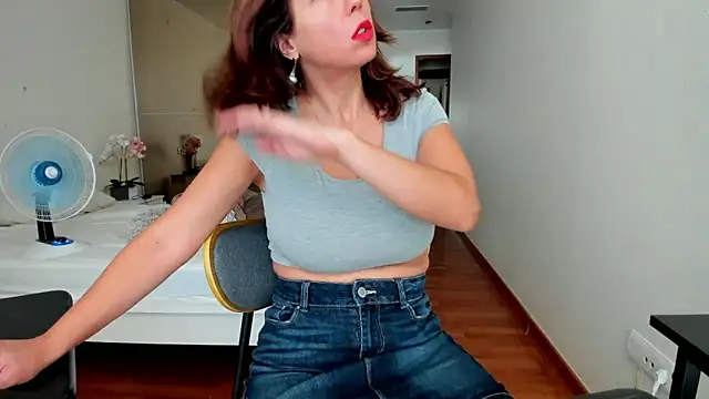 dulcey john online show from September 17, 2025, 8:27 am