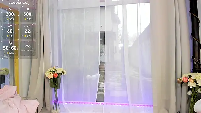 Snapshot of Selena_Reeves chatting on February 9, 2026, 7:39 am Selena Reeves online show from February 9, 2026, 7:39 am