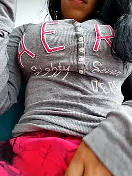 Emily Wane online show from March 17, 2025, 7:37 pm