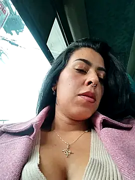 Emily Wane online show from September 22, 2025, 6:03 pm