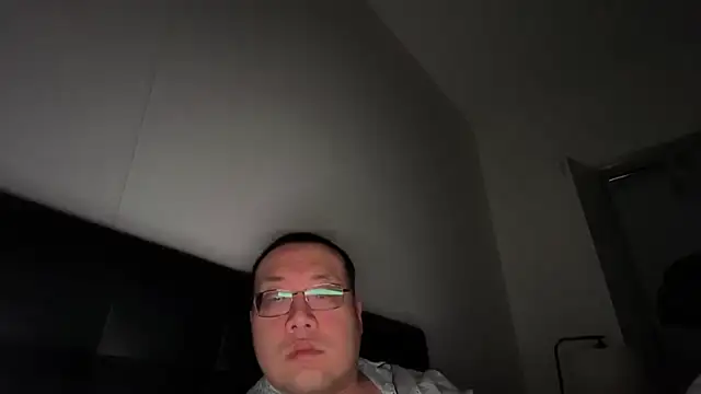 slaveasianboy online show from November 25, 2025, 10:04 am