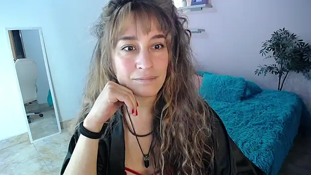 Paula Paz online show from November 22, 2025, 4:50 pm