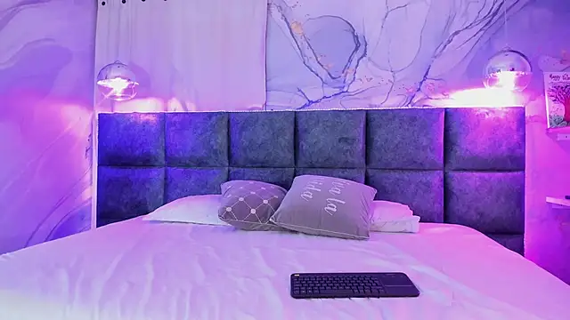 EVELIN MASON online show from March 6, 2025, 7:43 pm