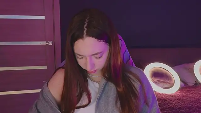 YasmineWest online show from October 10, 2025, 1:50 am