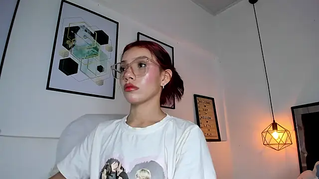 amysc online show from March 26, 2026, 11:41 am