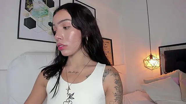 amysc online show from November 5, 2025, 3:26 pm