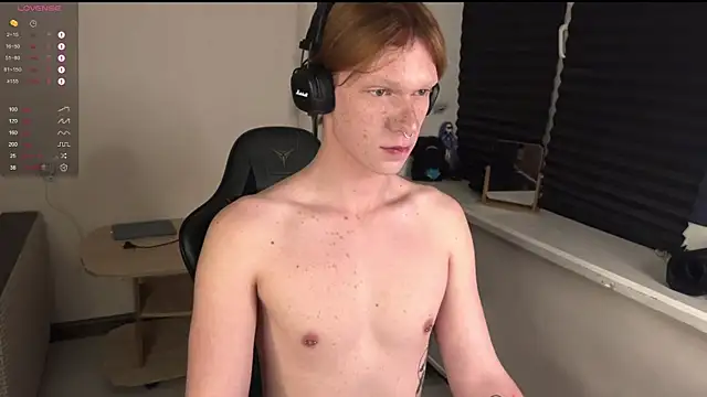 carthylovvve online show from December 5, 2025, 2:48 pm