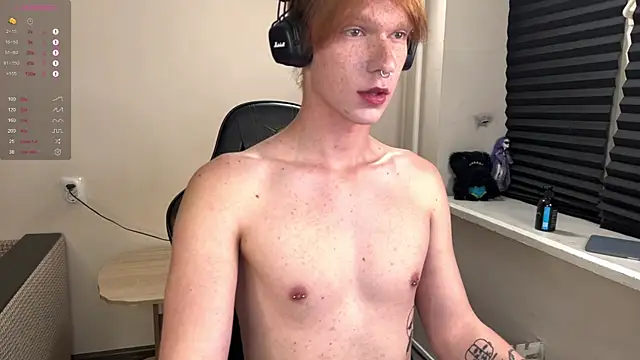 carthylovvve online show from November 14, 2025, 3:37 pm