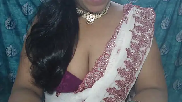 Snapshot of Sophia_your chatting on September 23, 2025, 5:03 am Sophia your online show from September 23, 2025, 5:03 am