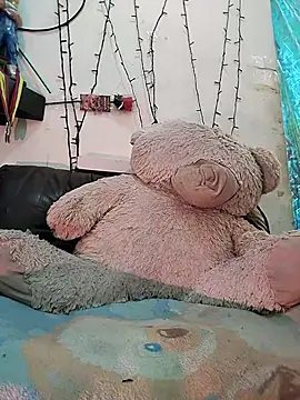 Snapshot of samy_belly32 chatting on February 17, 2026, 5:43 pm samy belly32 online show from February 17, 2026, 5:43 pm