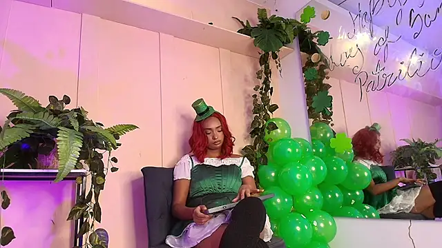 saray mardez online show from March 17, 2025, 3:29 pm