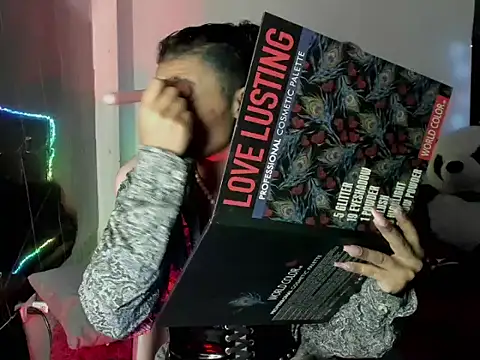 Snapshot of Lilithsabeth chatting on February 3, 2026, 8:14 pm Lilithsabeth online show from February 3, 2026, 8:14 pm