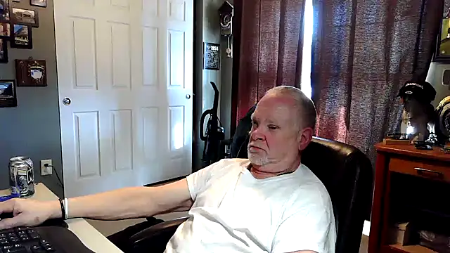 Snapshot of nobledad chatting on February 13, 2026, 8:20 pm nobledad online show from February 13, 2026, 8:20 pm