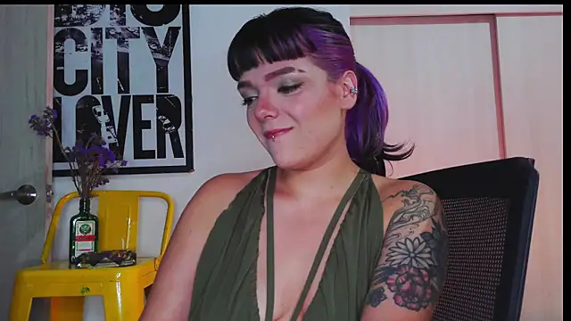 purple em69 online show from February 27, 2026, 3:40 am