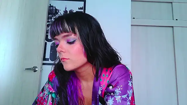 purple em69 online show from September 16, 2025, 5:25 pm