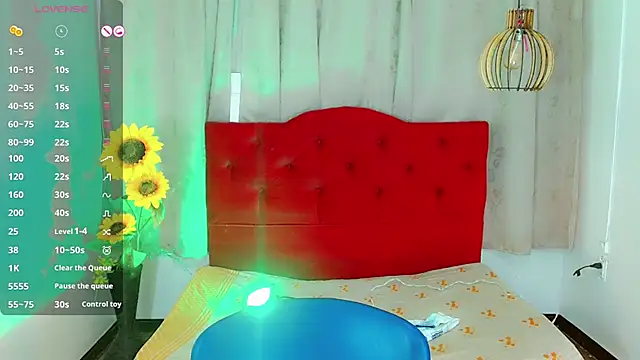 Jessica smith 1 online show from November 6, 2025, 11:14 am