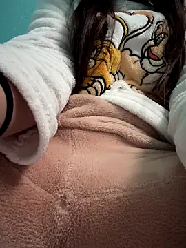 Snapshot of rossana99_ chatting on November 16, 2025, 2:22 pm rossana99 online show from November 16, 2025, 2:22 pm